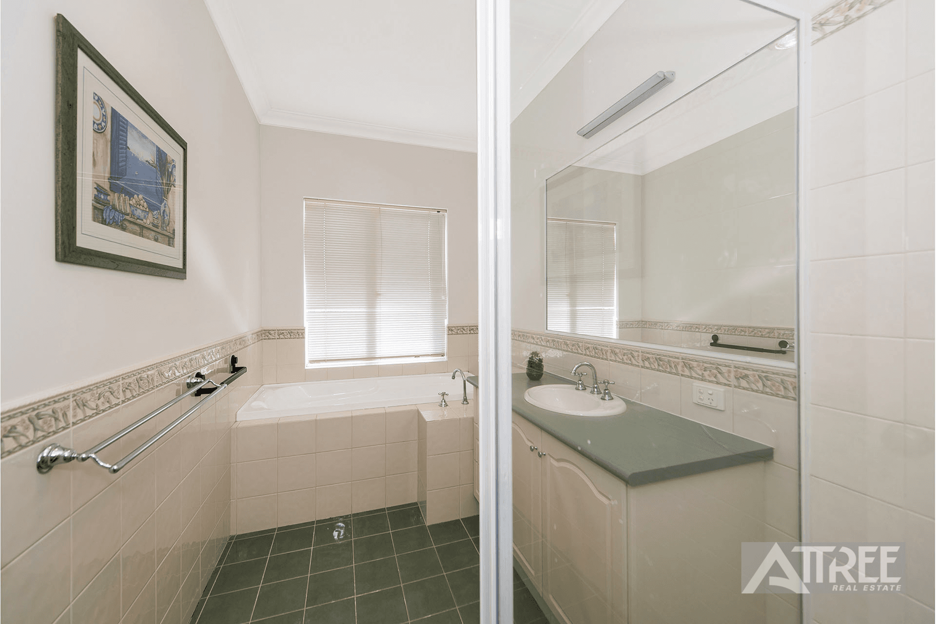 23 Samphire Road, Canning Vale, WA 6155