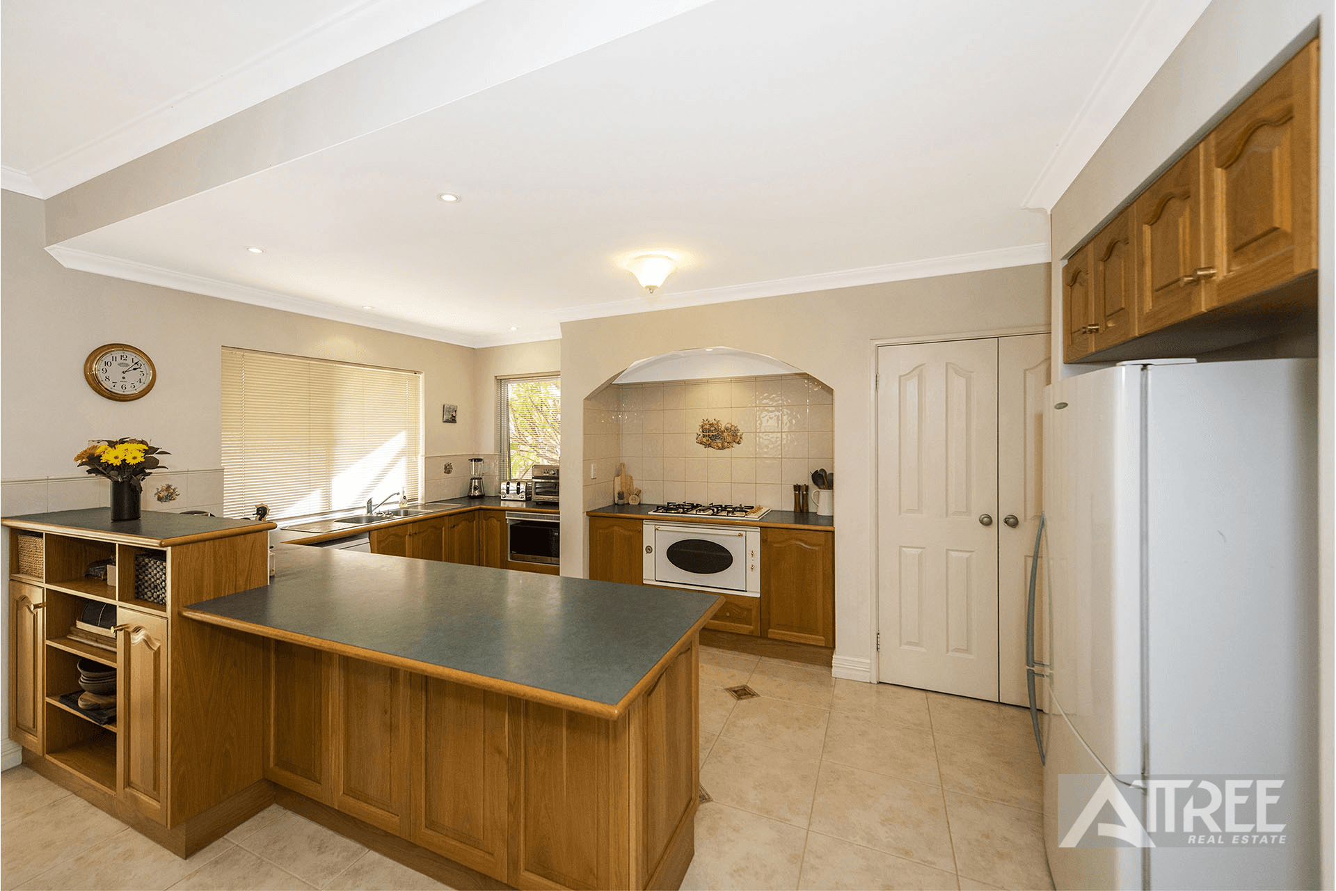 23 Samphire Road, Canning Vale, WA 6155