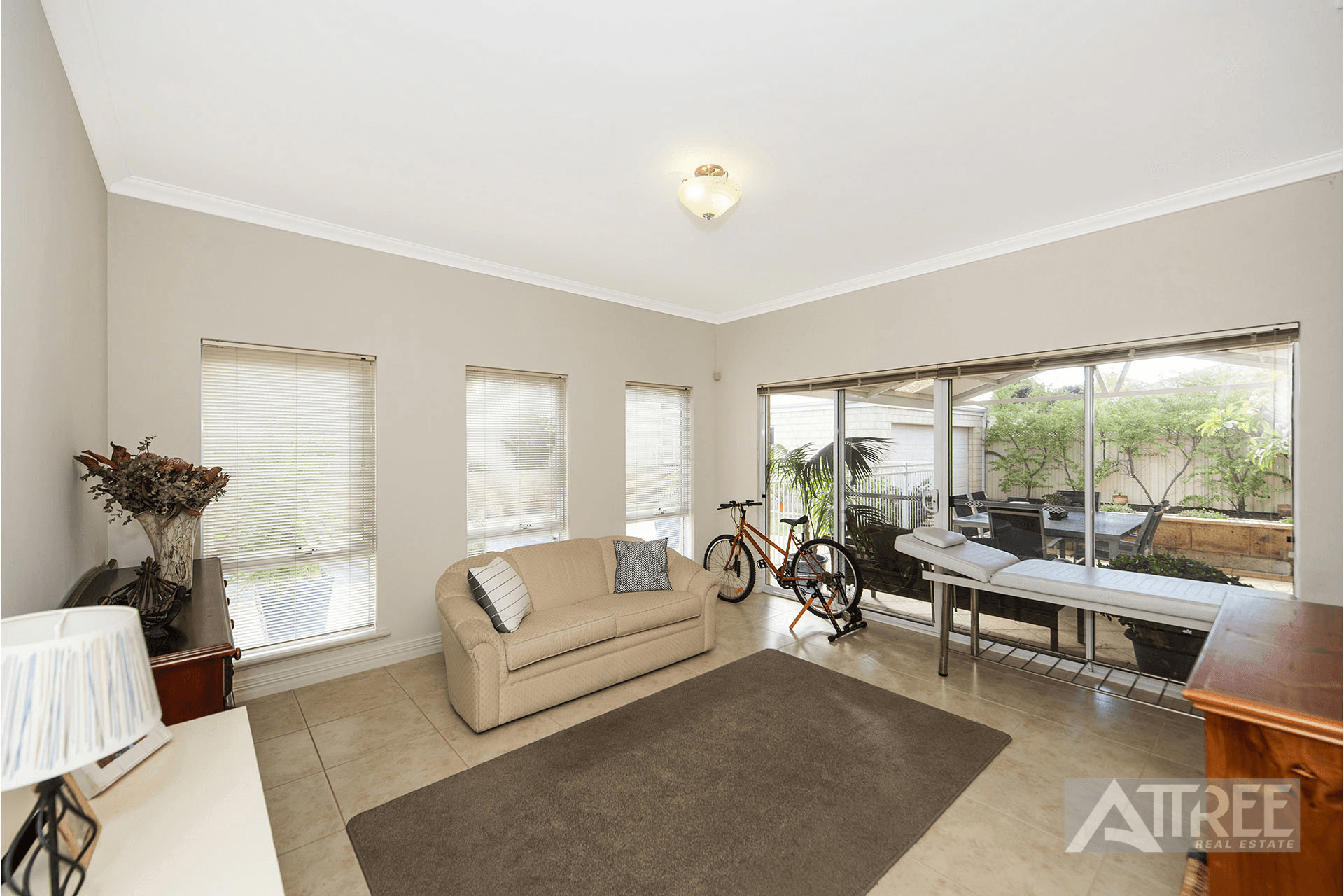 23 Samphire Road, Canning Vale, WA 6155