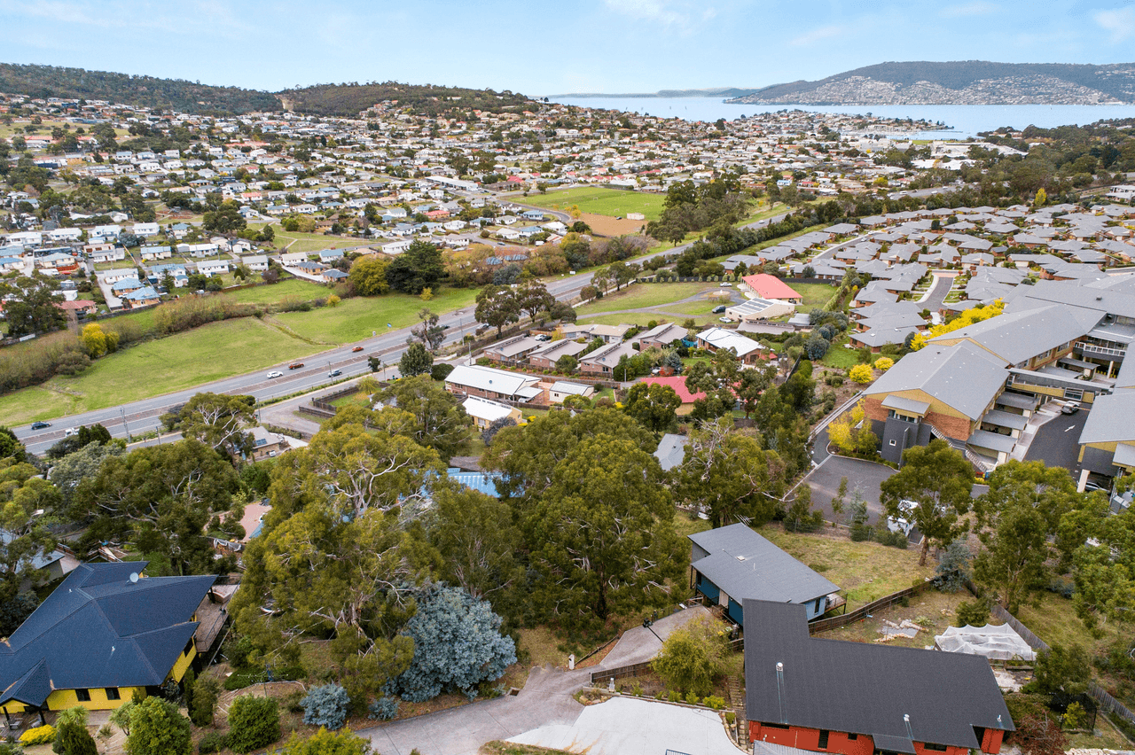 24 Wassell Place, LINDISFARNE, TAS 7015