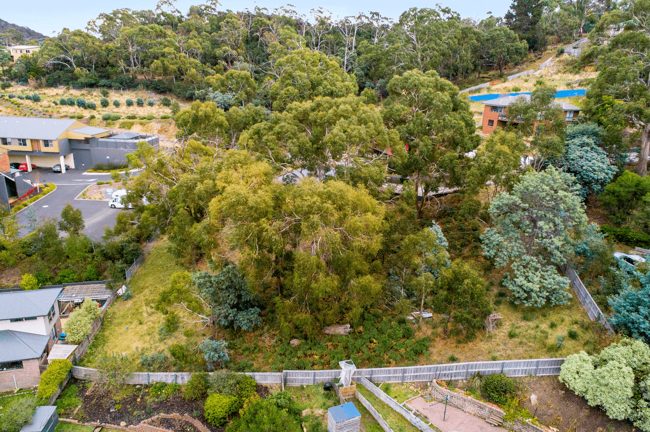 24 Wassell Place, LINDISFARNE, TAS 7015