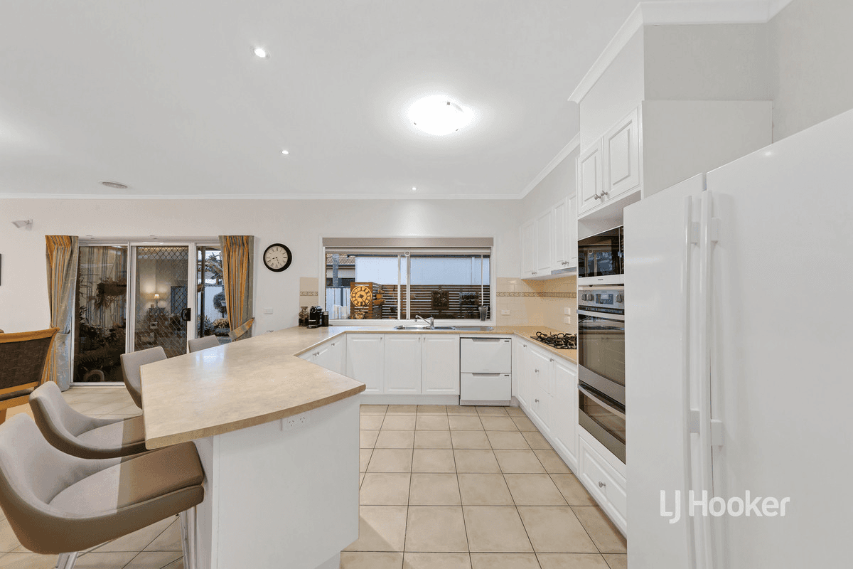 1 Trieste Way, POINT COOK, VIC 3030