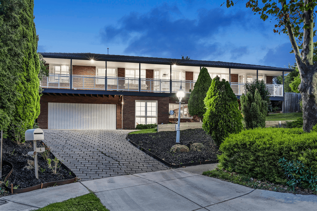 4 Crystal Court, WHEELERS HILL, VIC 3150