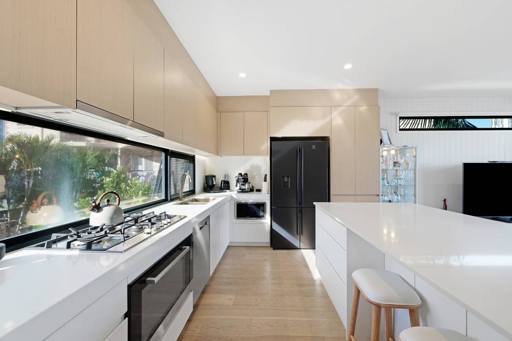 4/27 Burra Street, Surfers Paradise, QLD 4217