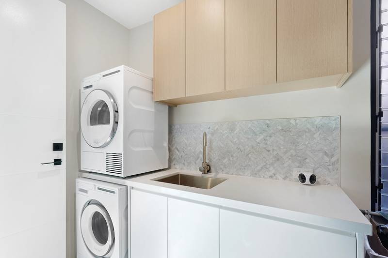 4/27 Burra Street, Surfers Paradise, QLD 4217