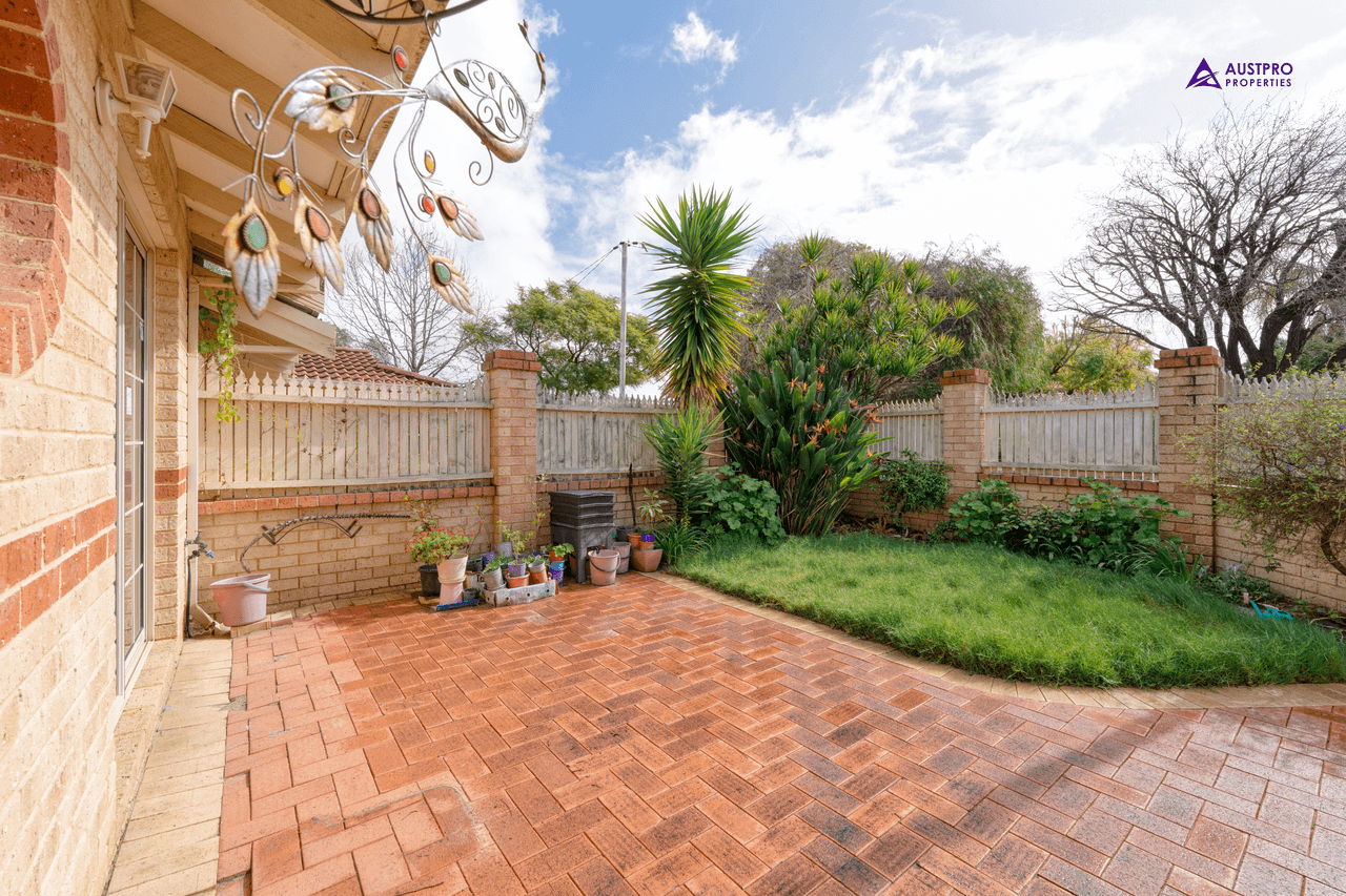2/72 Spencer Avenue, Yokine, WA 6060