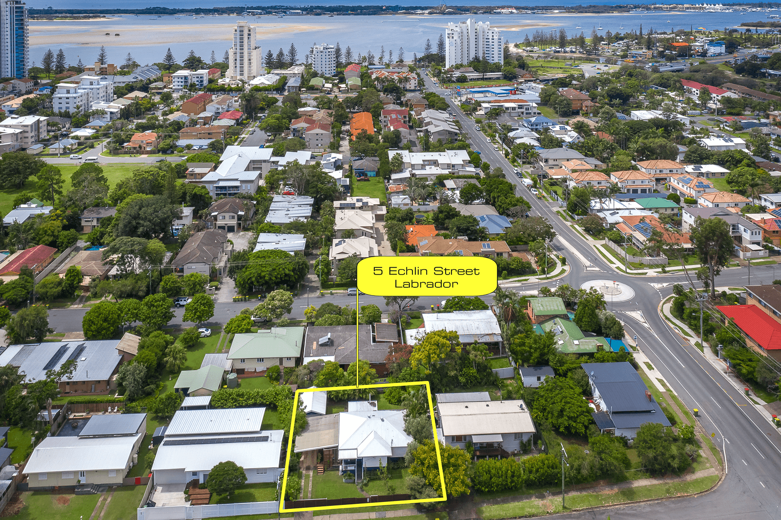 5 Echlin Street, LABRADOR, QLD 4215