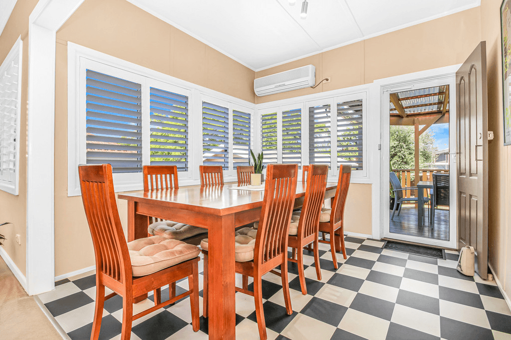 16 Craddock Street, WENTWORTHVILLE, NSW 2145