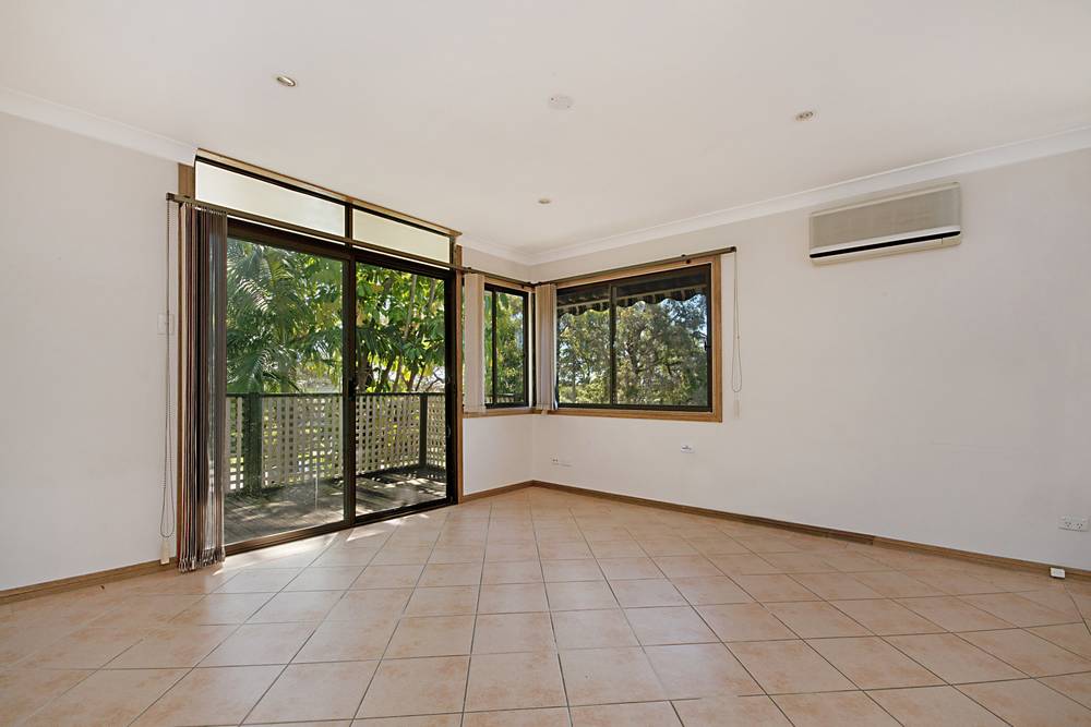 12 Jetty Avenue, Charmhaven, NSW 2263
