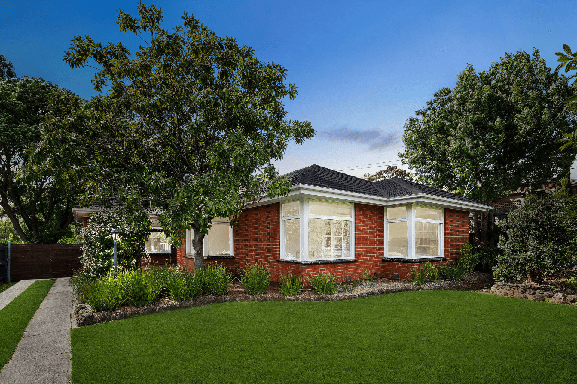 8 Kevin Street, Mount Waverley, VIC 3149