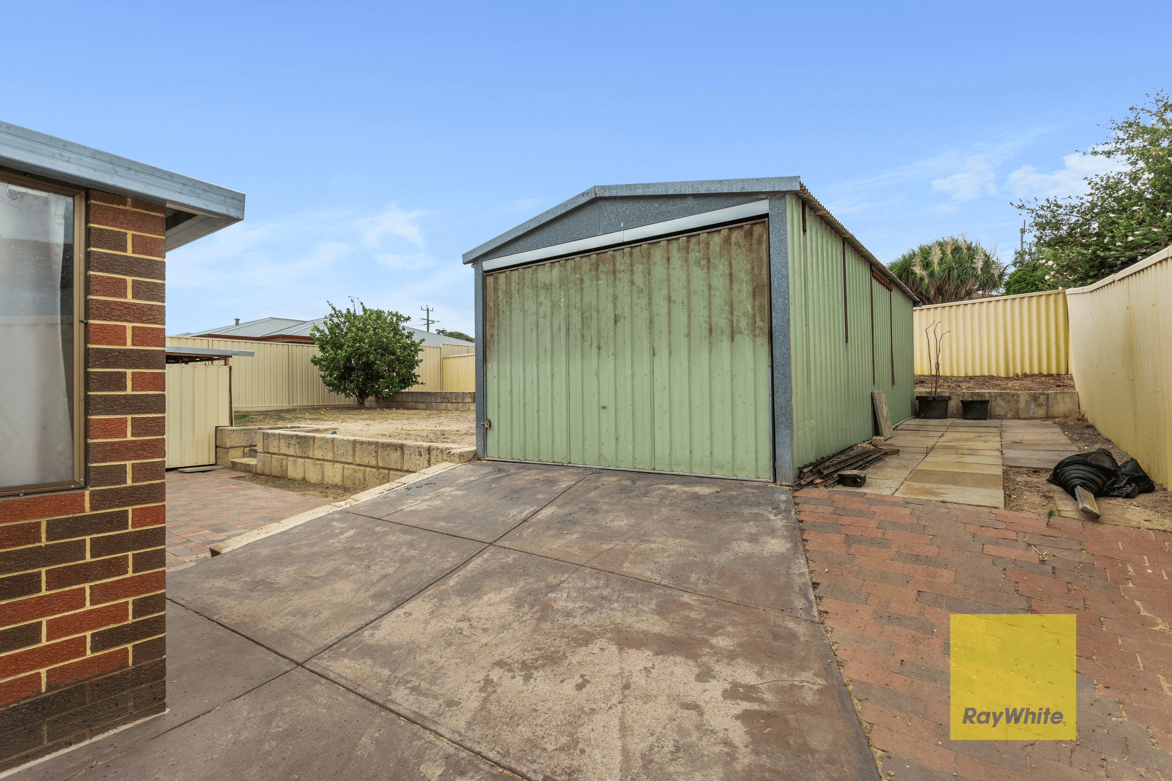 11 Ellesmere Road, SWAN VIEW, WA 6056
