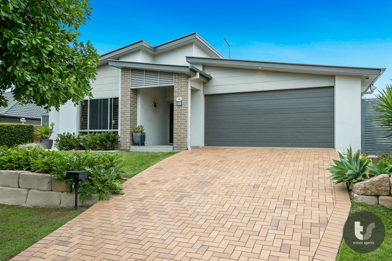 5 Amalia Street, Birkdale, QLD 4159