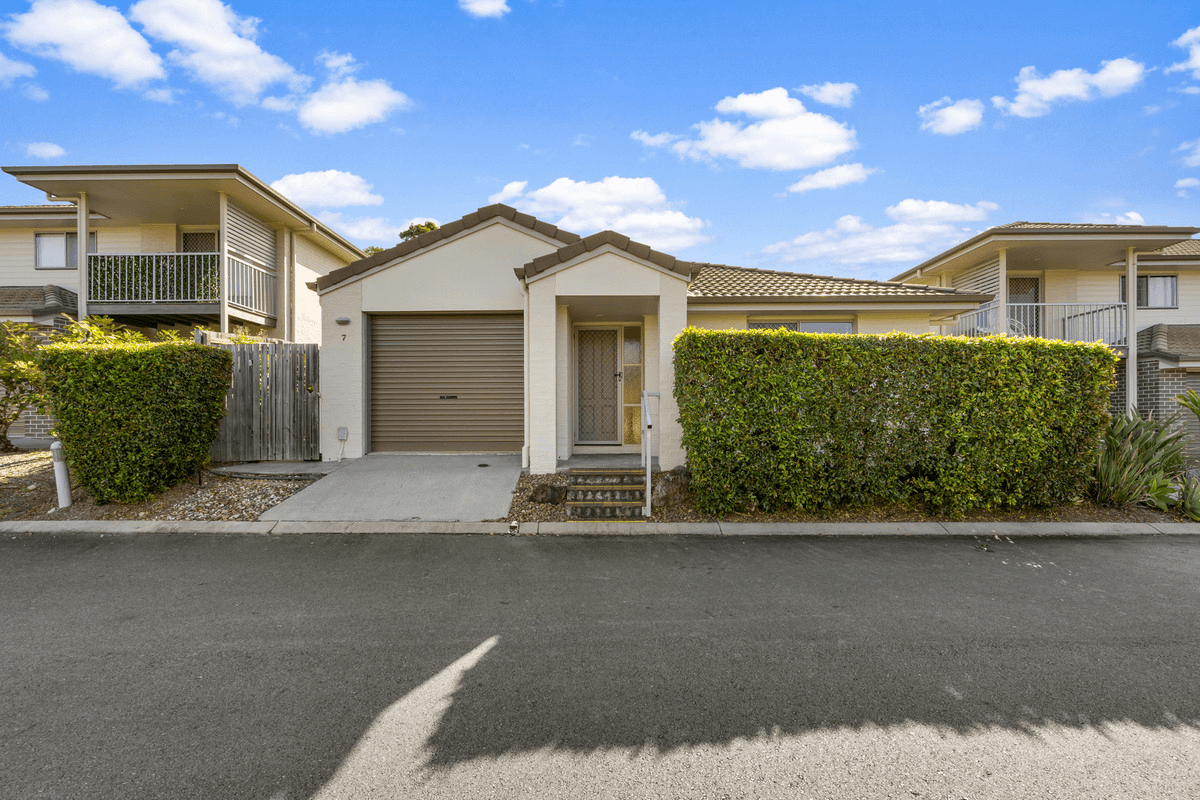 7/30 Carmarthen Circuit, PACIFIC PINES, QLD 4211