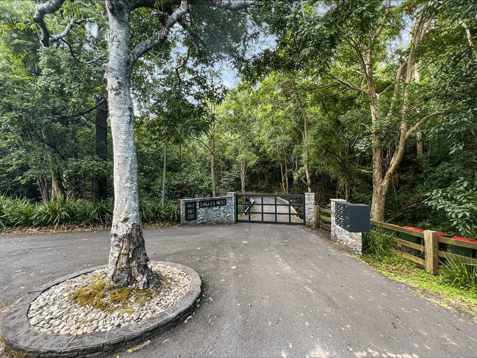 11/463 Gold Creek Road, Brookfield, QLD 4069