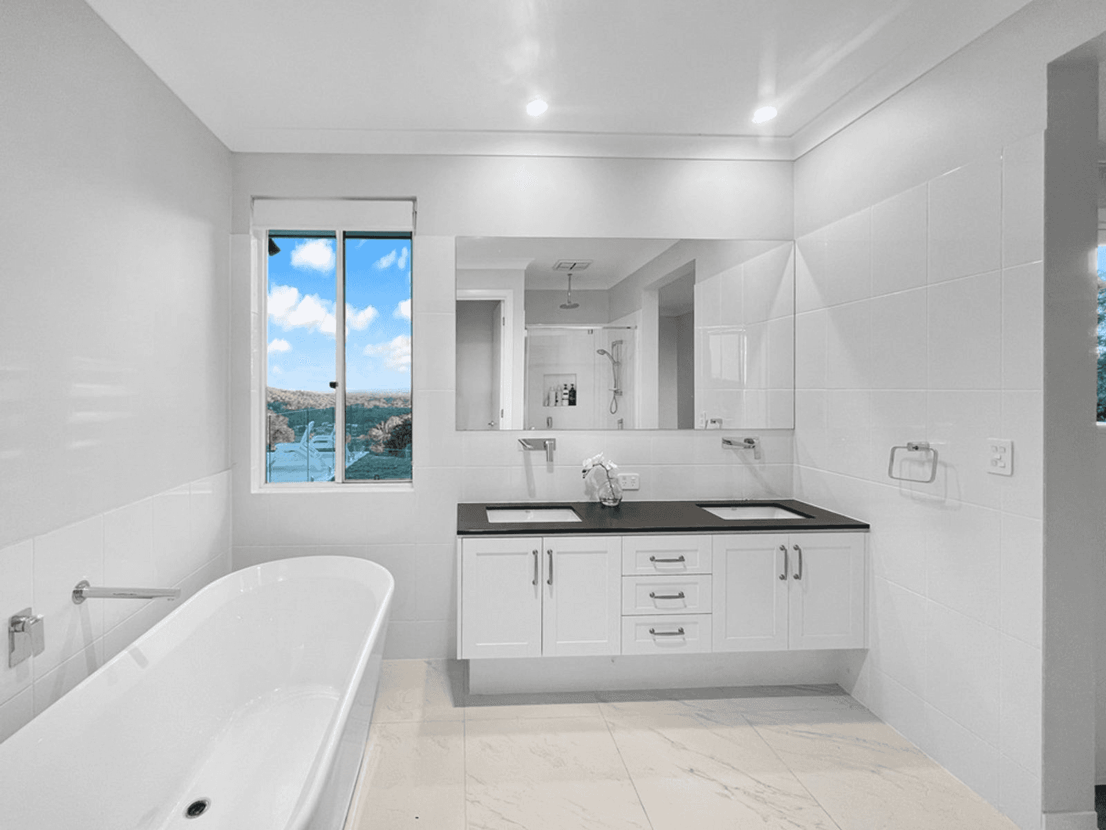 11/463 Gold Creek Road, Brookfield, QLD 4069