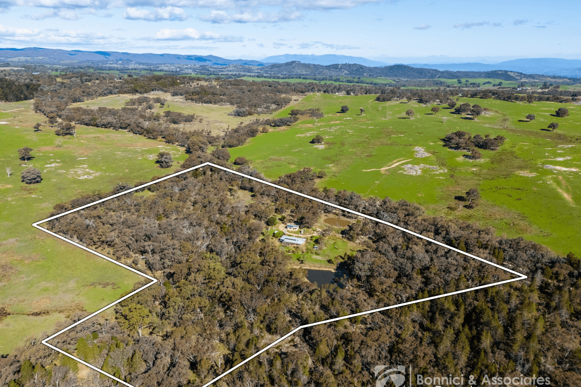 160 Sheep Station Creek Road, Beechworth, VIC 3747