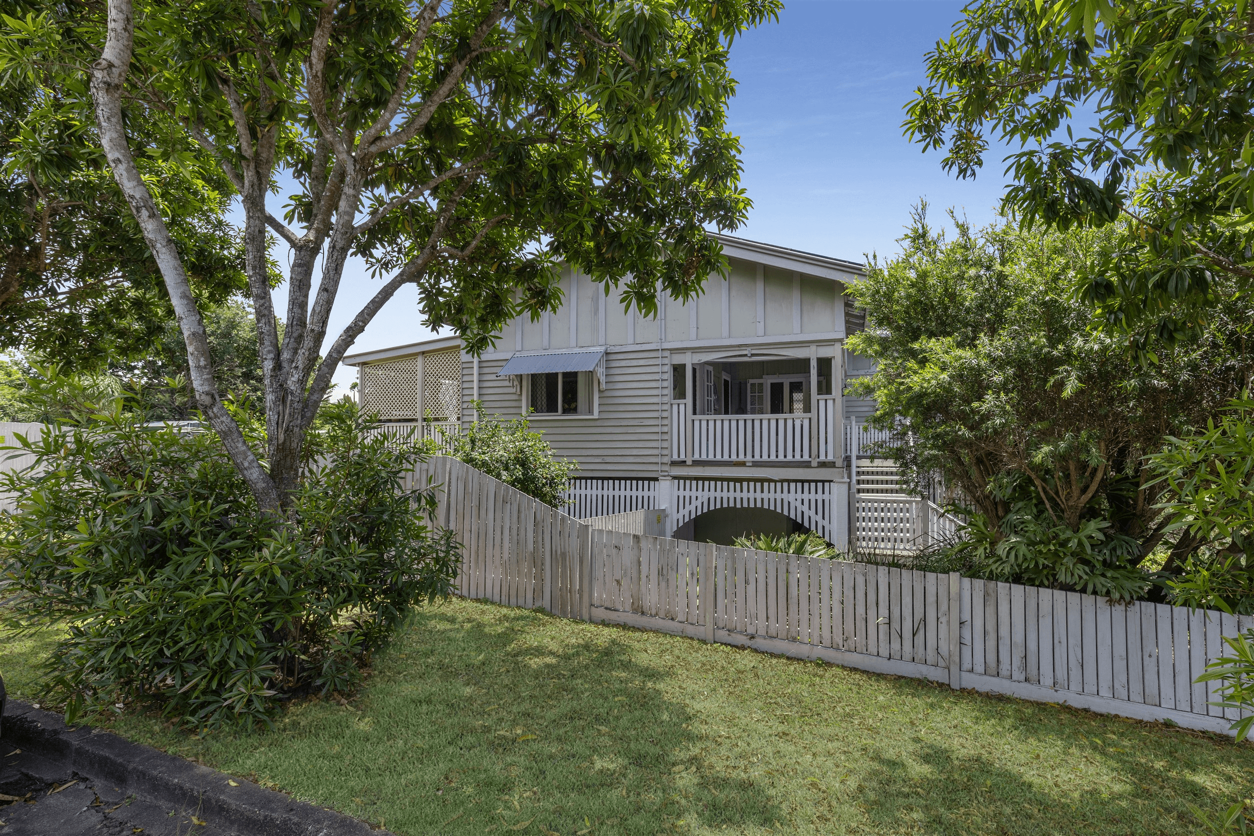 47 Longueval Street, MOOROOKA, QLD 4105