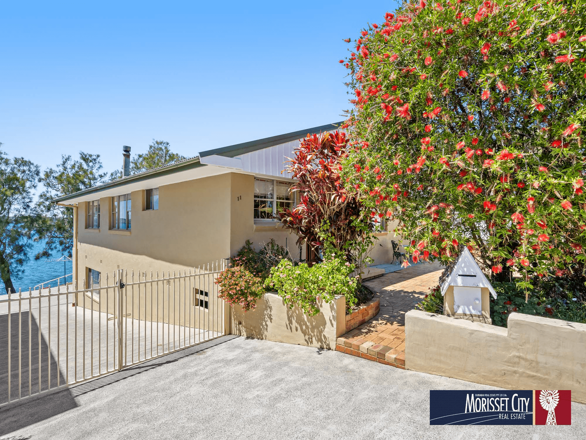 11 Beach Road, BALCOLYN, NSW 2264