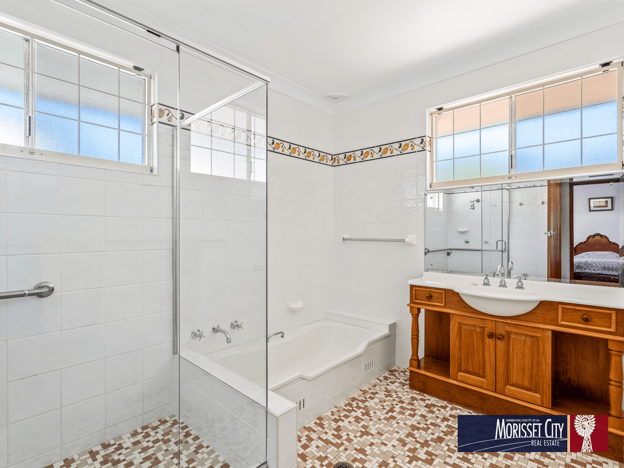 11 Beach Road, BALCOLYN, NSW 2264