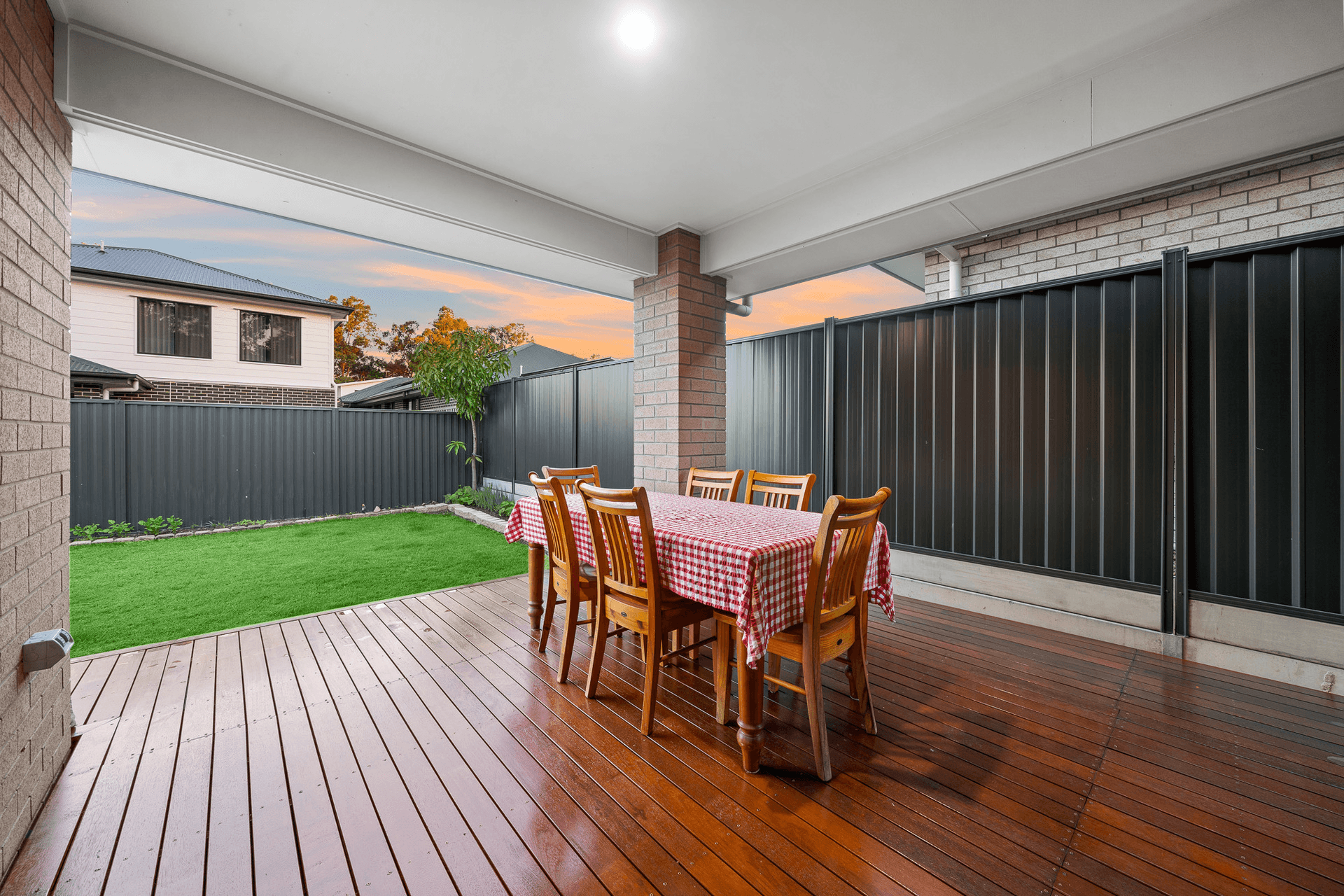 52 Bellerive Street, Pallara, QLD 4110