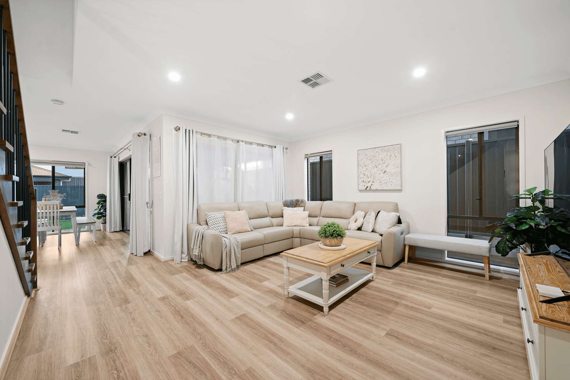 52 Bellerive Street, Pallara, QLD 4110