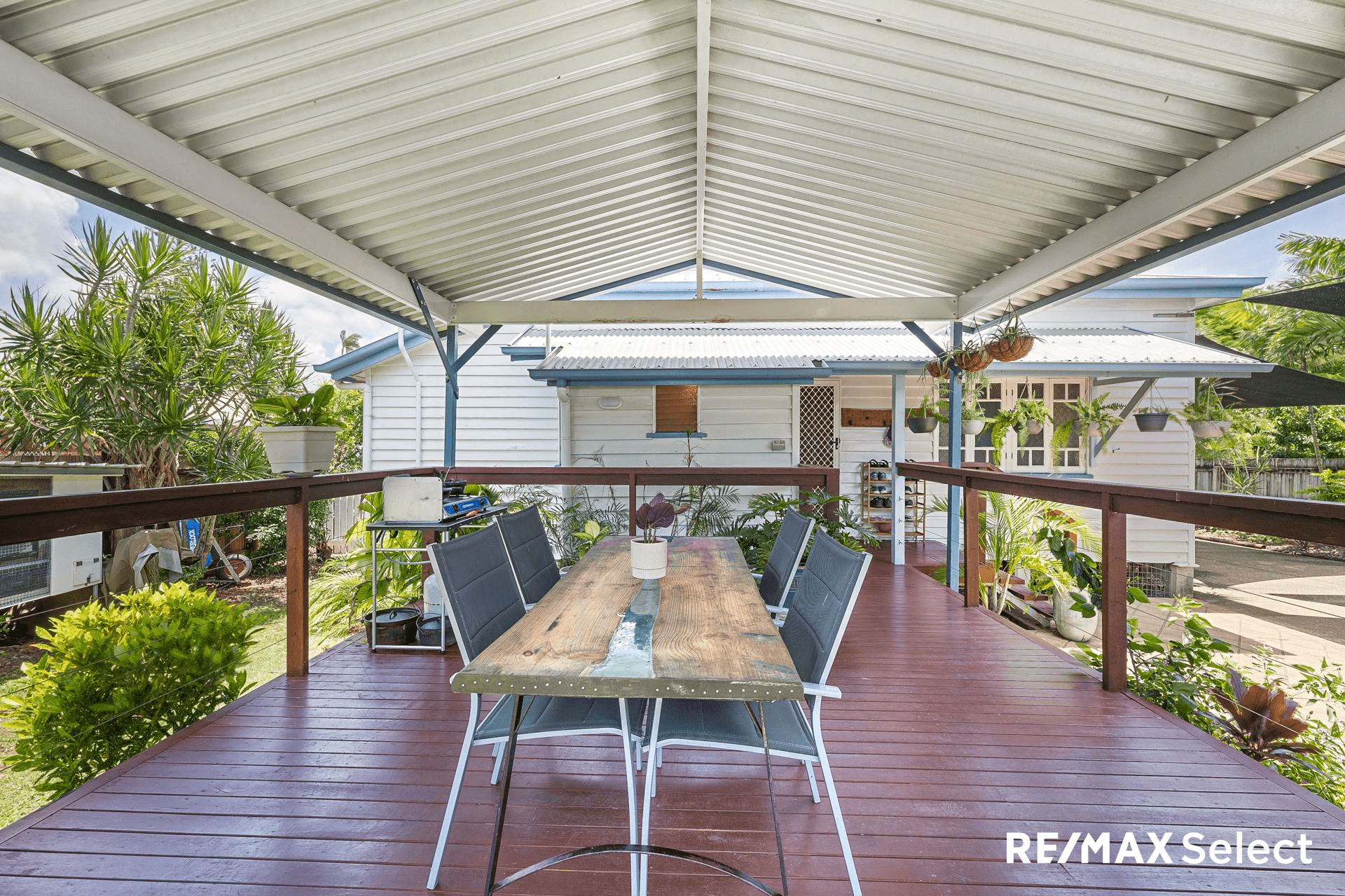 9 Kean Street, ANDERGROVE, QLD 4740