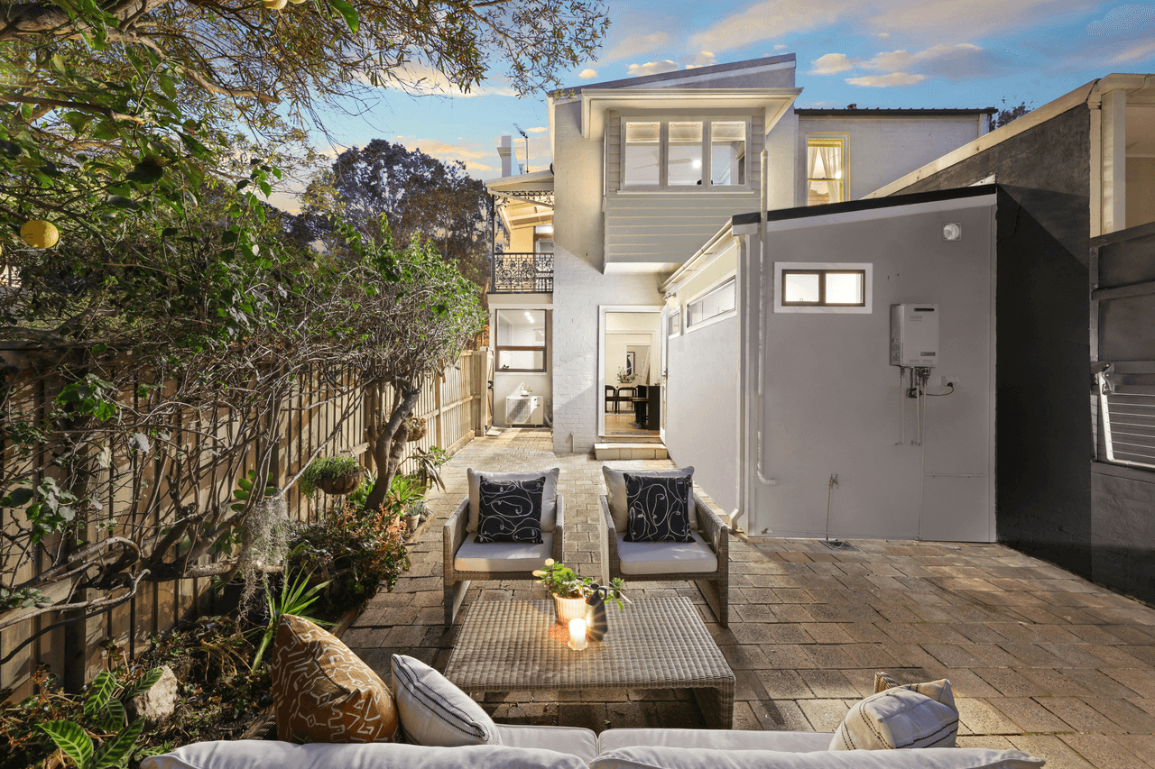 38 Swanson Street, ERSKINEVILLE, NSW 2043