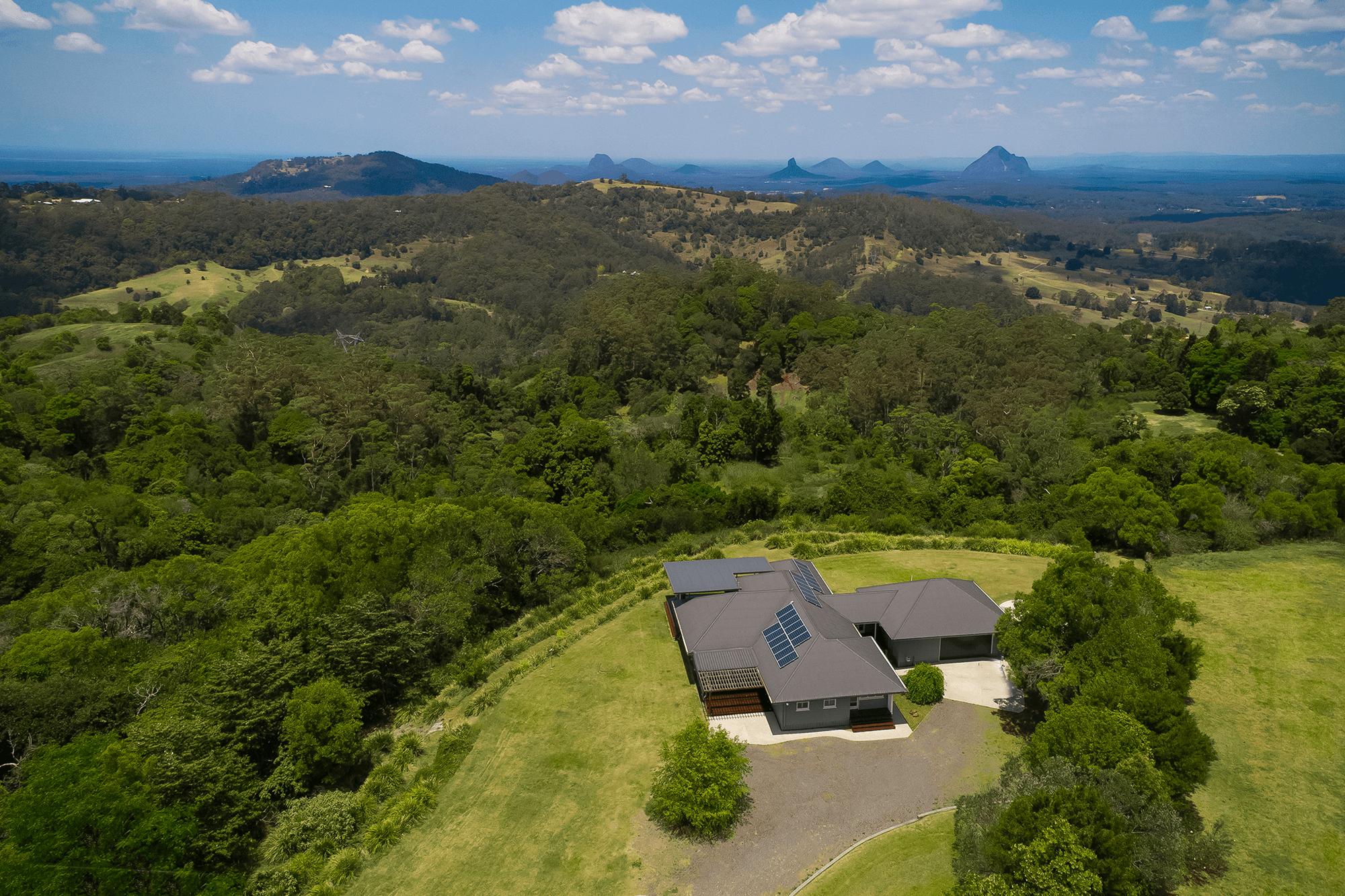 805 LANDSBOROUGH MALENY ROAD, BALD KNOB, QLD 4552