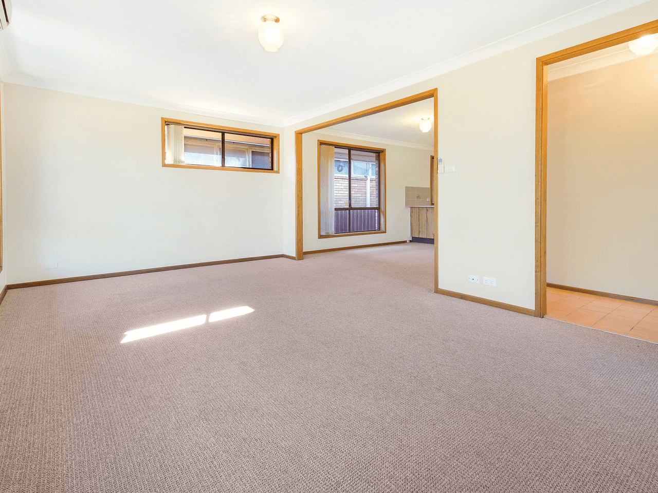 817 Pacific Highway, BELMONT SOUTH, NSW 2280