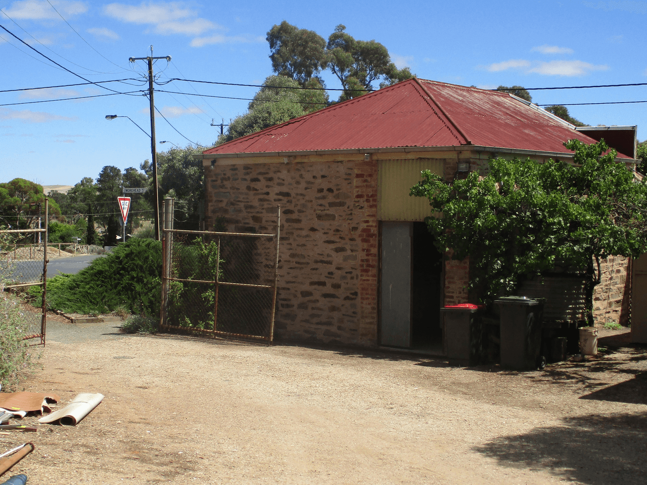 21 MOREHEAD Street, BURRA, SA 5417