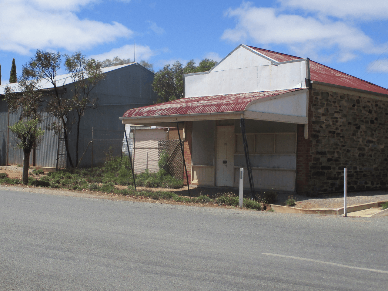 21 MOREHEAD Street, BURRA, SA 5417