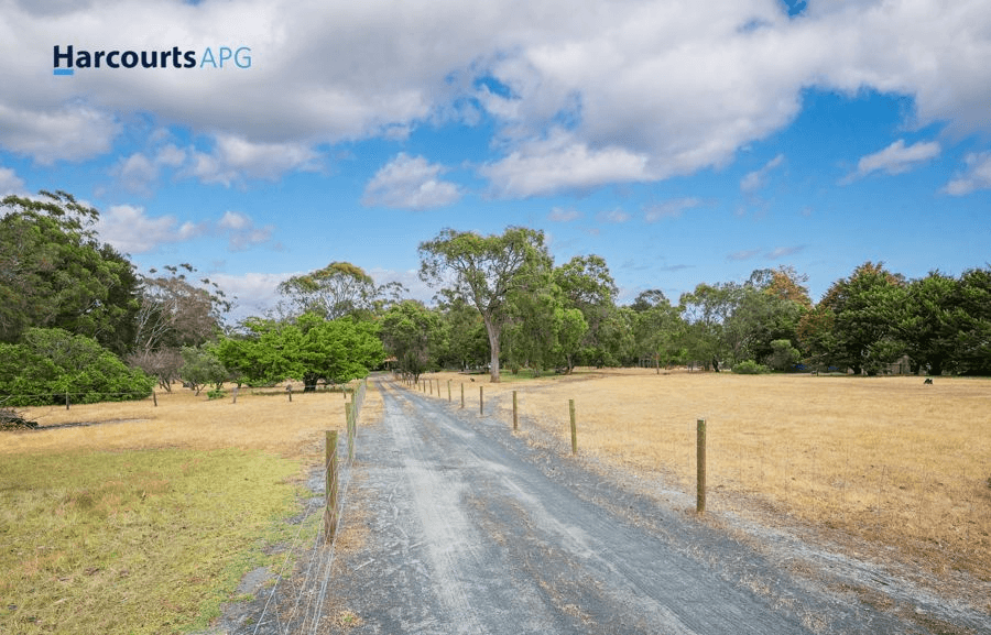 10 Jilley Road, GELORUP, WA 6230