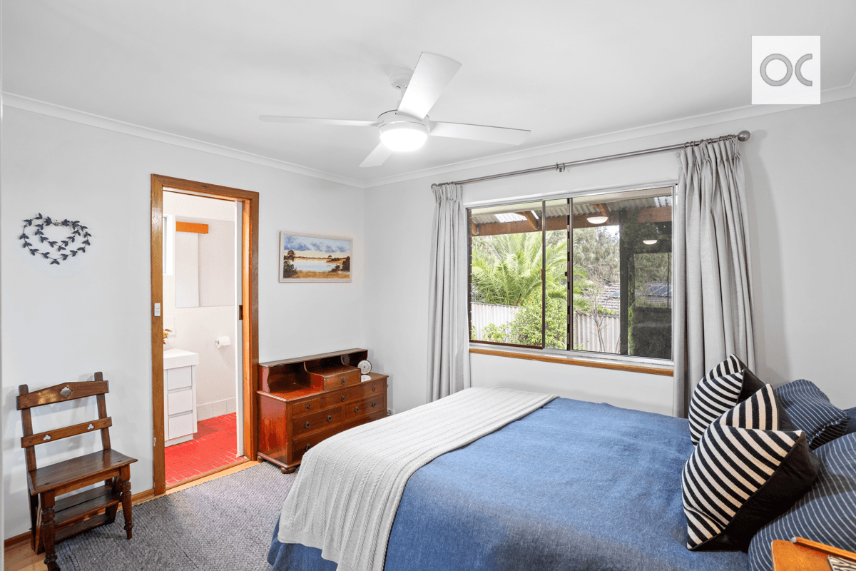 36 St Peters Terrace, Willunga, SA 5172