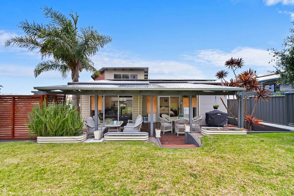 24 Laughtons Road, KALIMNA, VIC 3909