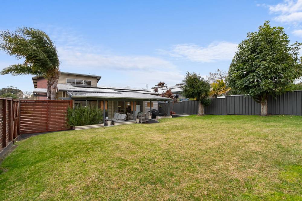 24 Laughtons Road, KALIMNA, VIC 3909