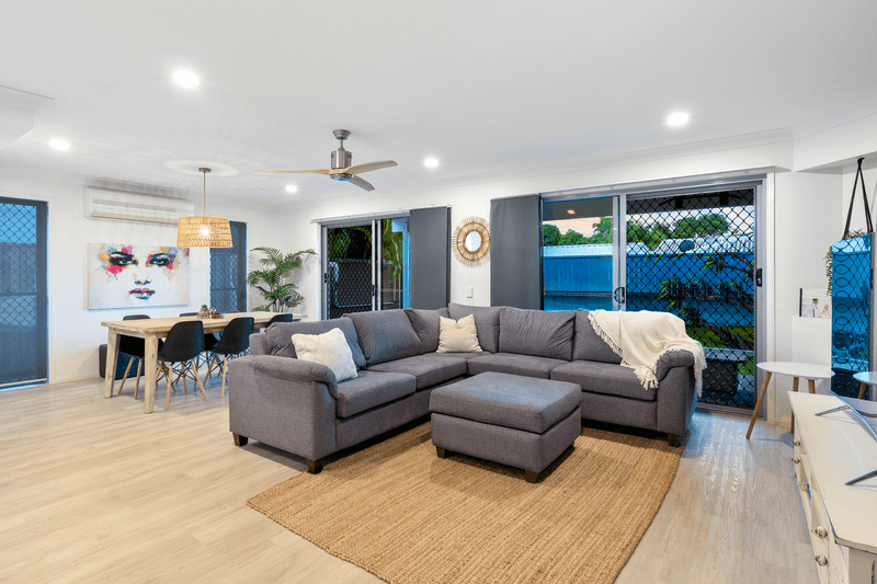 70 Venice Street, Burleigh Waters, QLD 4220