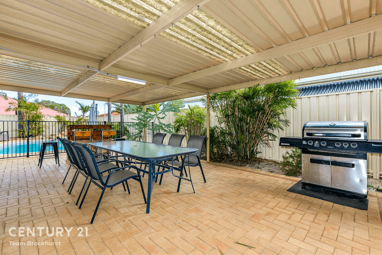 11 Bronzewing Street, Huntingdale, WA 6110