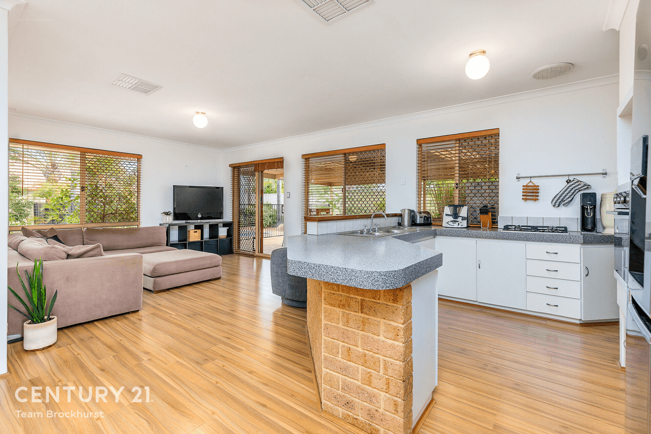 11 Bronzewing Street, Huntingdale, WA 6110