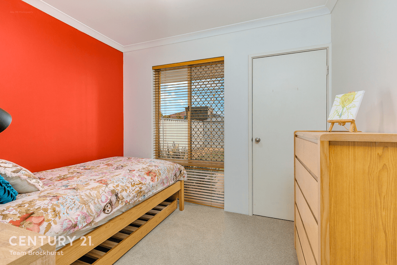 11 Bronzewing Street, Huntingdale, WA 6110