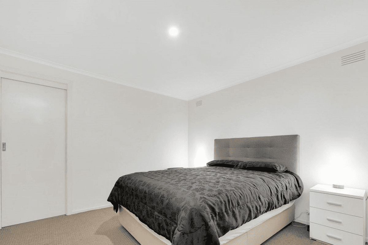 2 Cumming Drive, HOPPERS CROSSING, VIC 3029