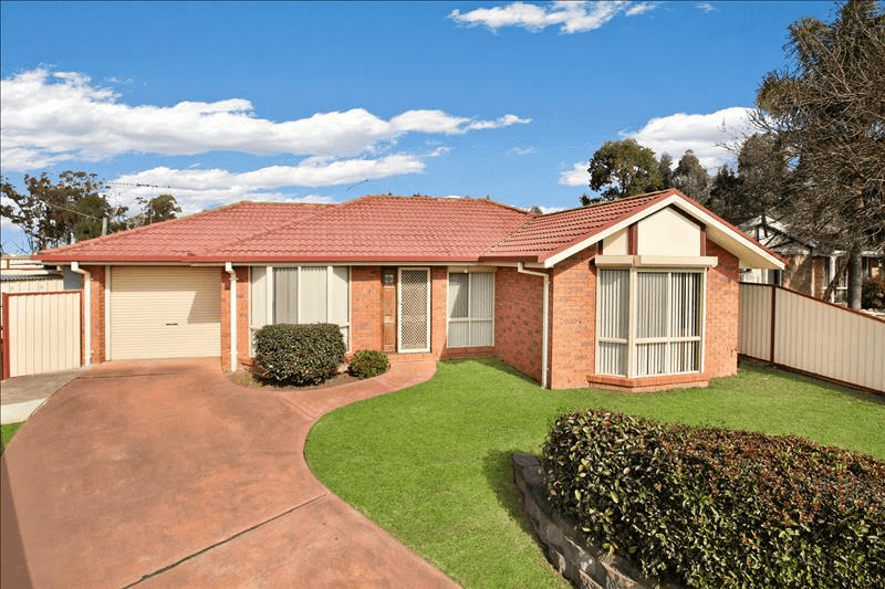 66 Woodley Crescent, GLENDENNING, NSW 2761