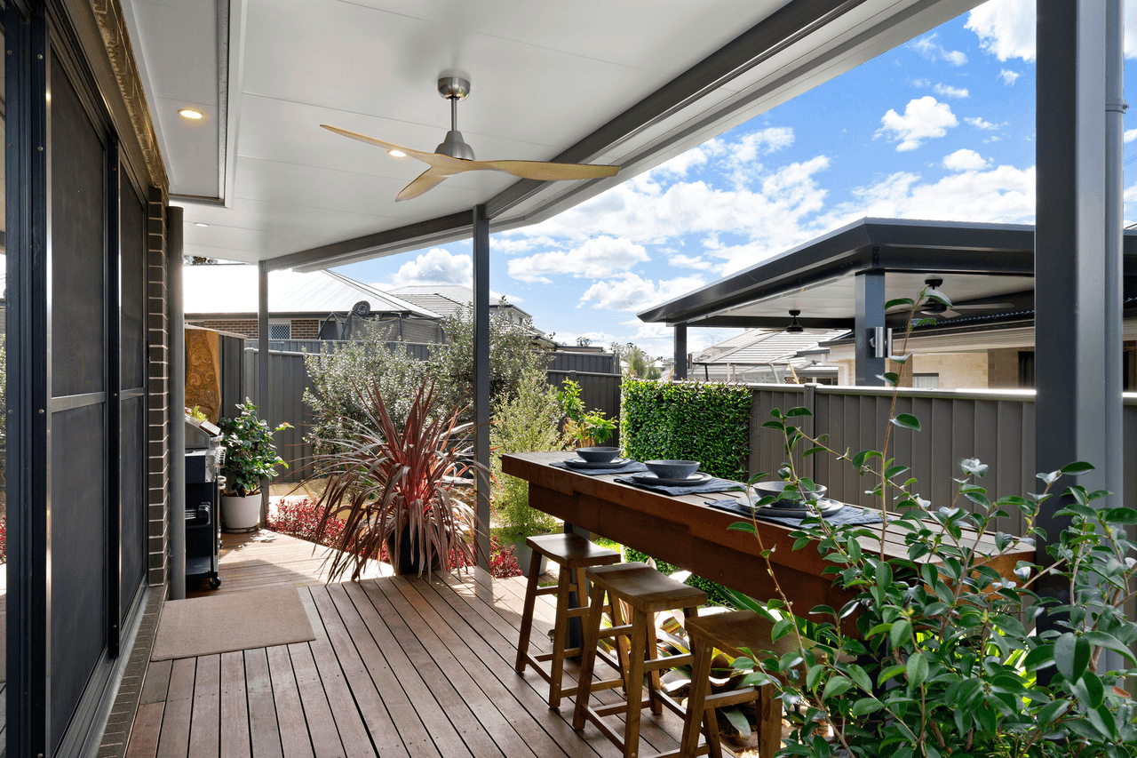 5 Lance Street, Jordan Springs, NSW 2747