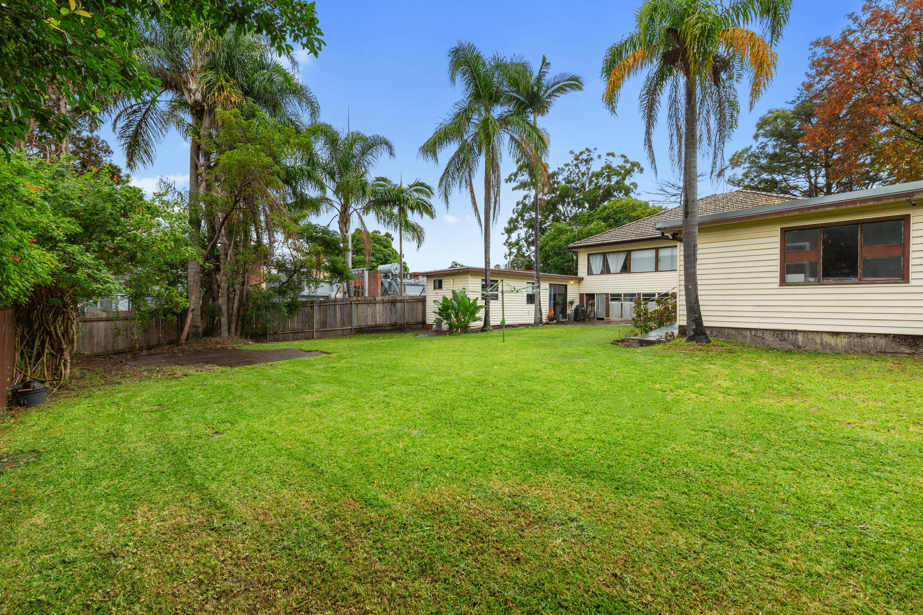 10 Gungah Bay Road, OATLEY, NSW 2223