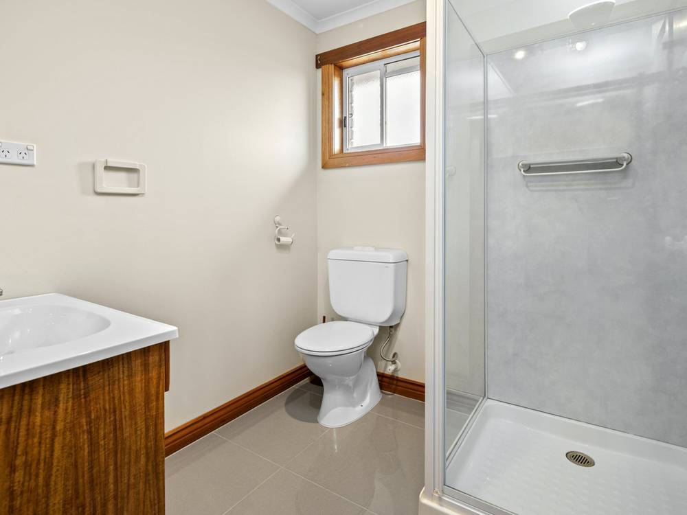 4 Tasman Highway, BICHENO, TAS 7215