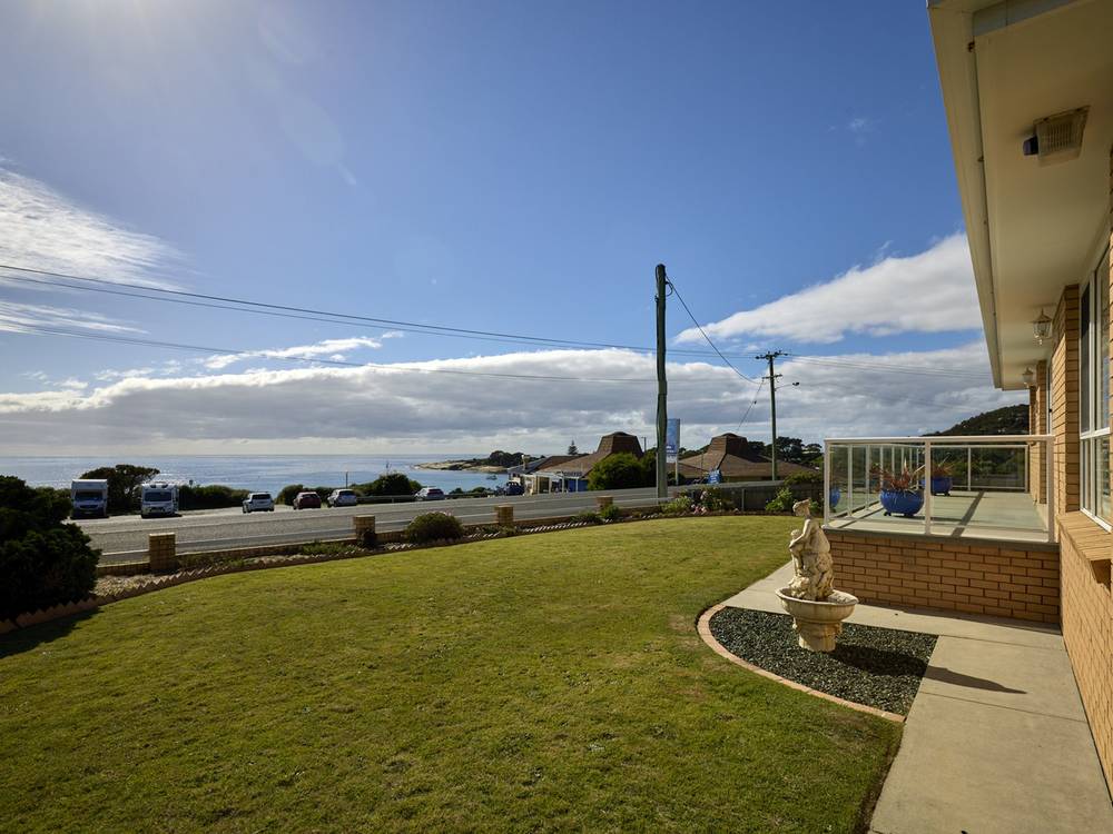 4 Tasman Highway, BICHENO, TAS 7215