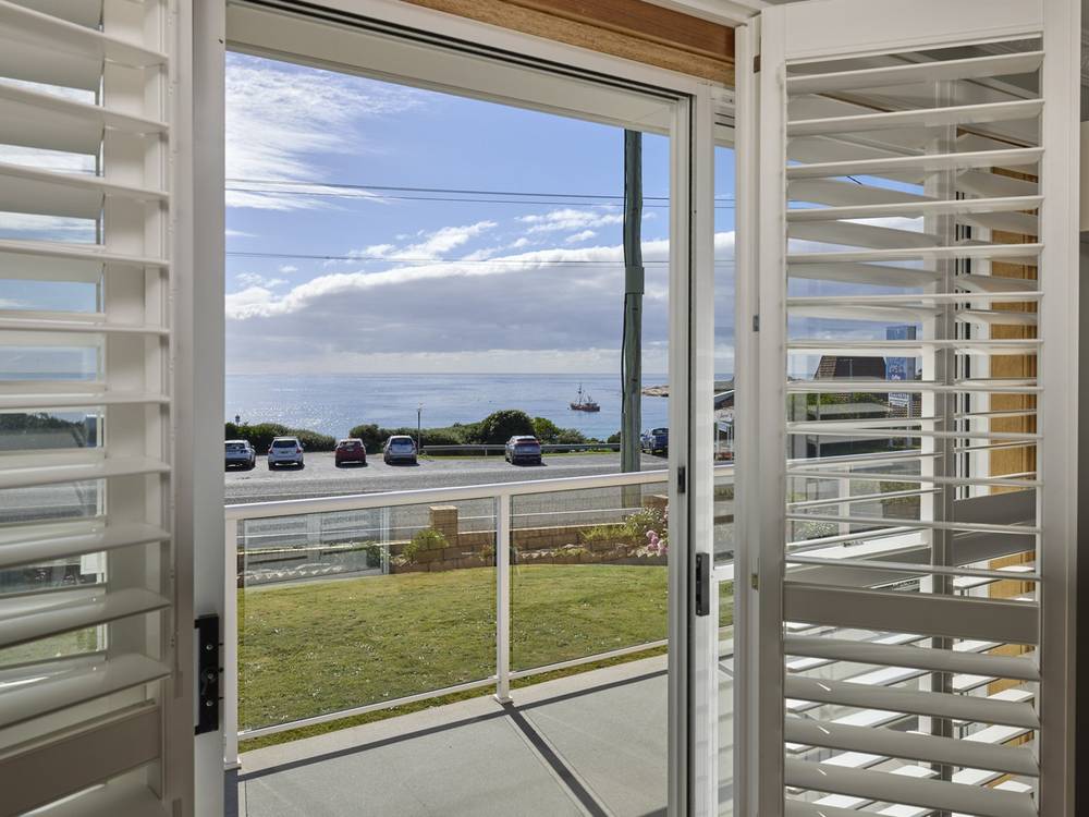 4 Tasman Highway, BICHENO, TAS 7215