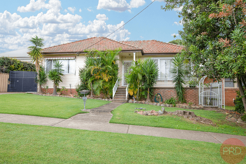 88 South Street, TELARAH, NSW 2320