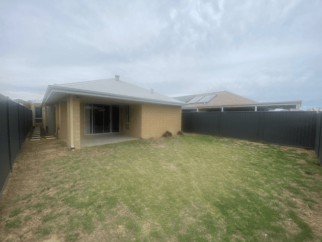 9 Goodalli Street St, Jindalee, WA 6036