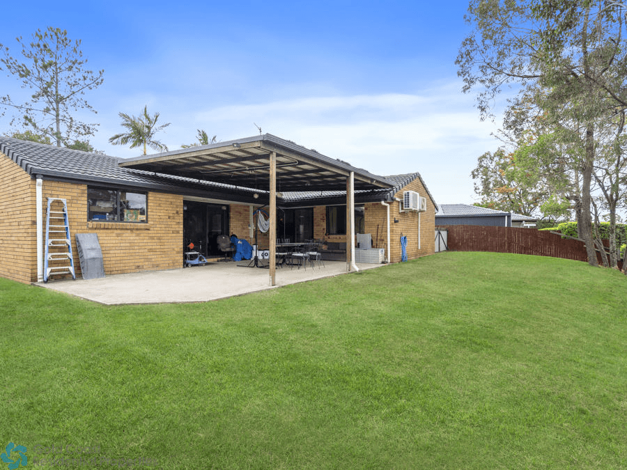 8 Script Court, OXENFORD, QLD 4210