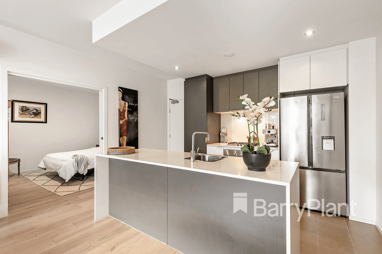 703/1 Encounter Way, Docklands, VIC 3008